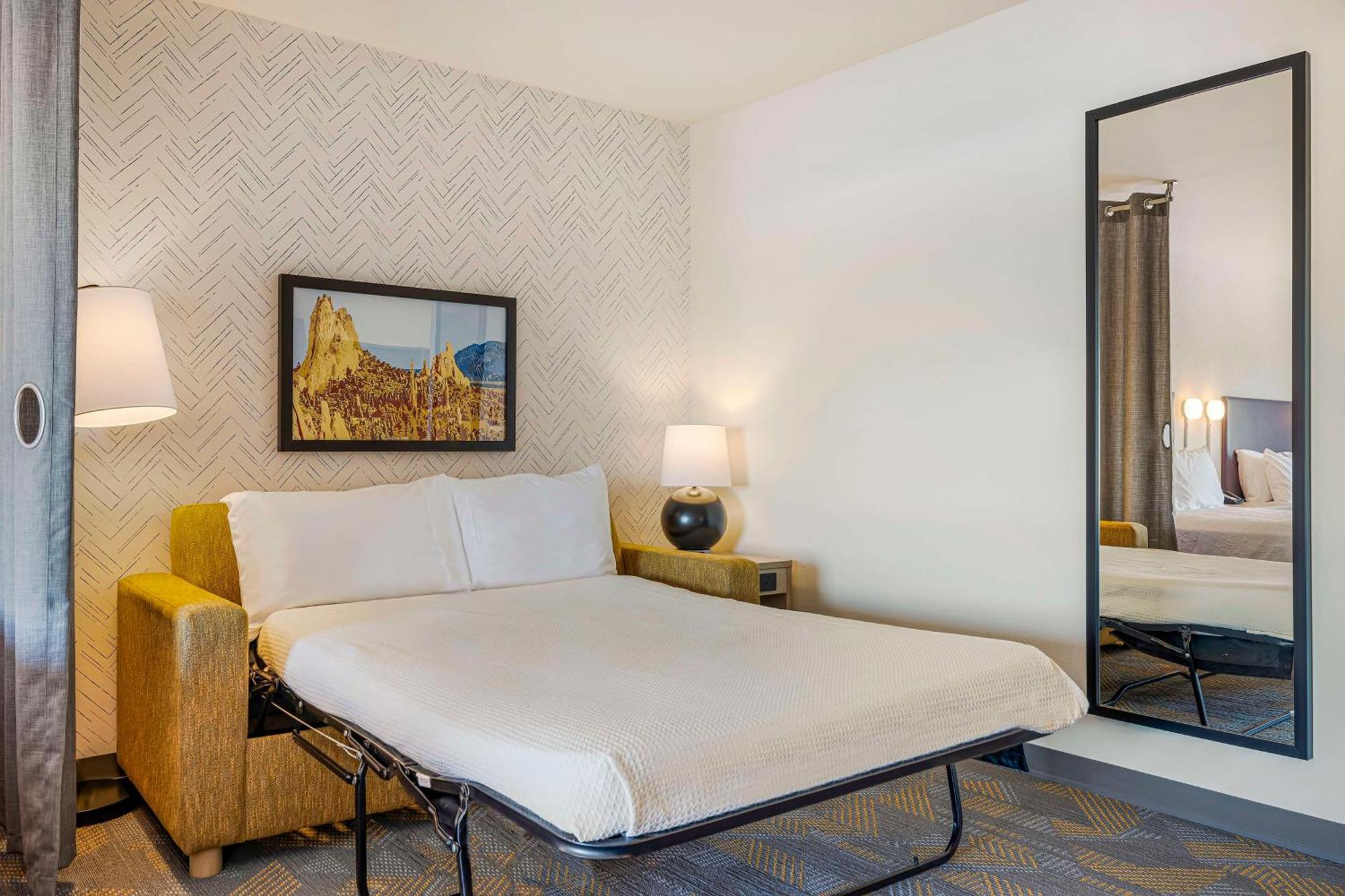 Home2 Suites By Hilton Colorado Springs Airport Eksteriør billede